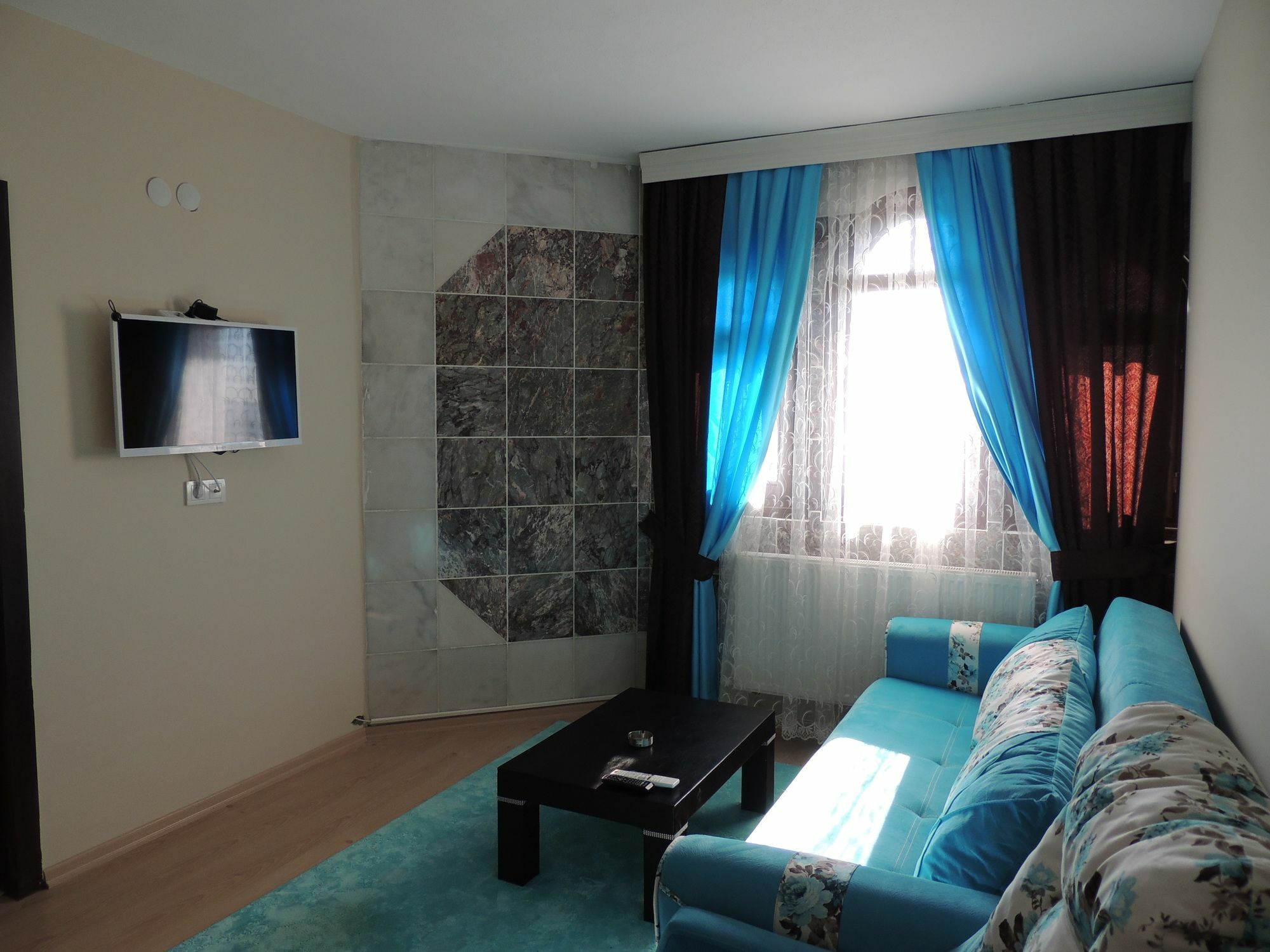 Haznedar Koeskue Aparthotel Büyükçekmece Eksteriør bilde